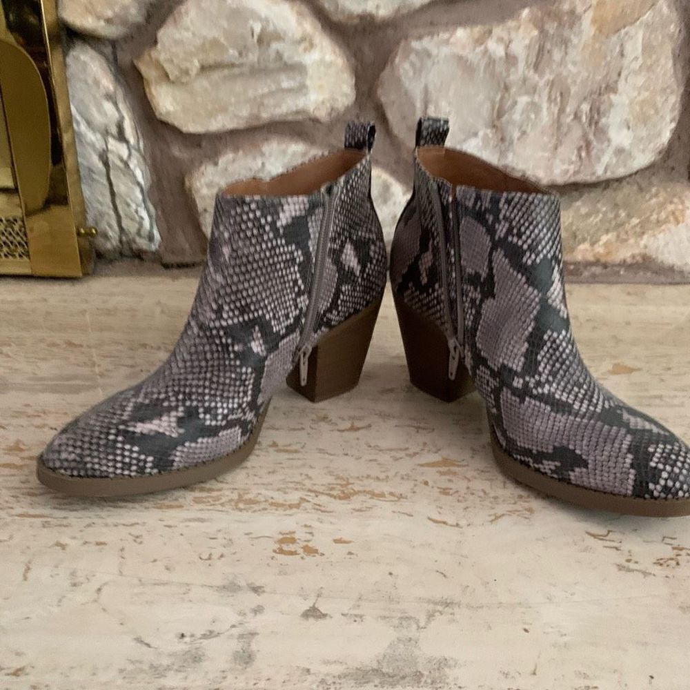 Universal thread snake print boots - Picture 6 of 10
